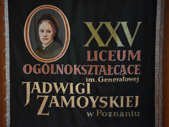 Jadwiga Zamoyska sztandar